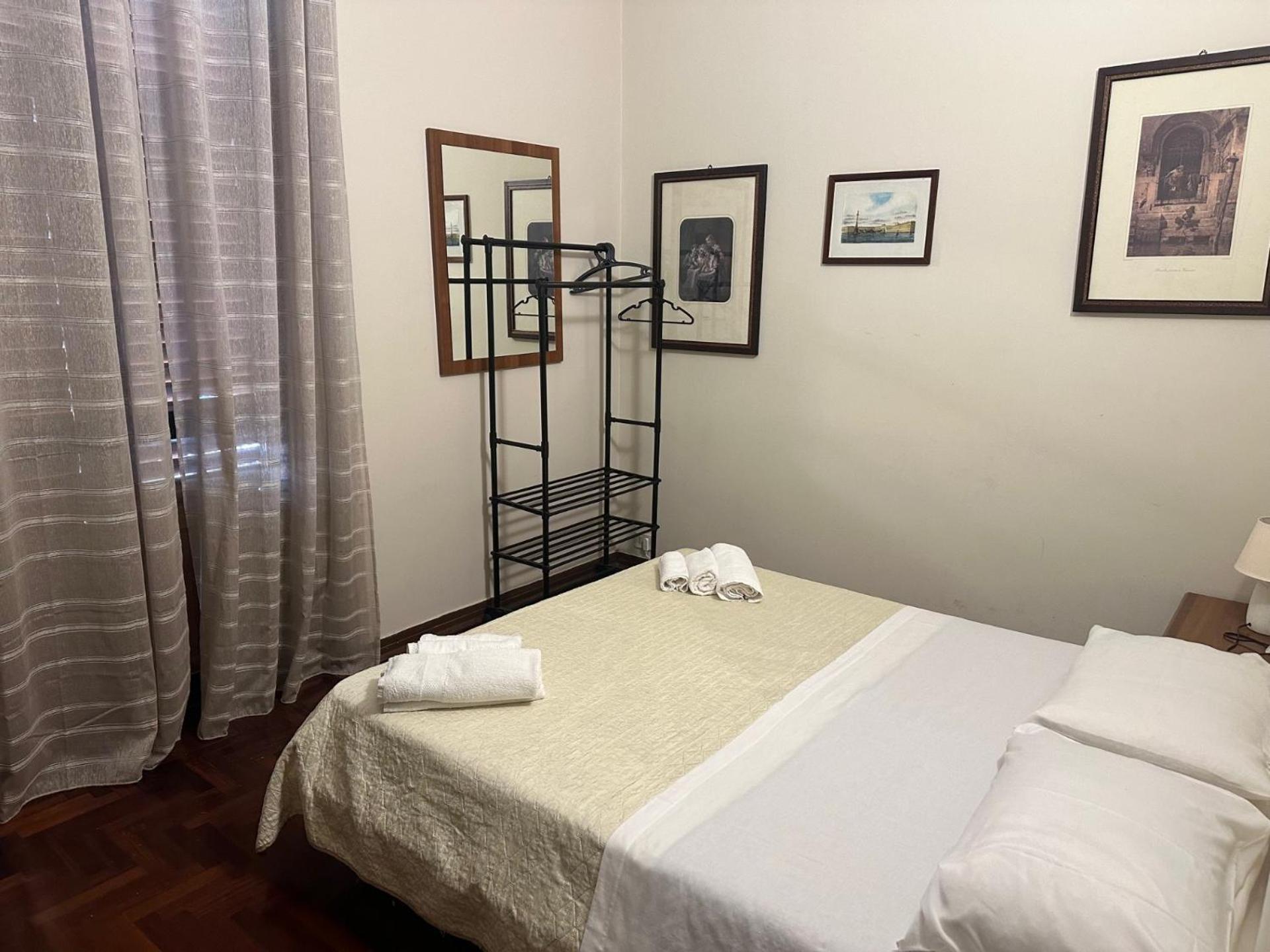 Apartament Dimora Di Maury A Due Passi Dai Trasporti E Da Ballaro Palermo Exterior foto